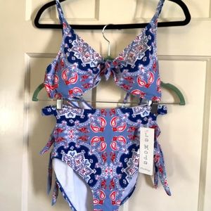 La Moda Paisley Gypsy Bandana Ladies Bikini Size XL NWT